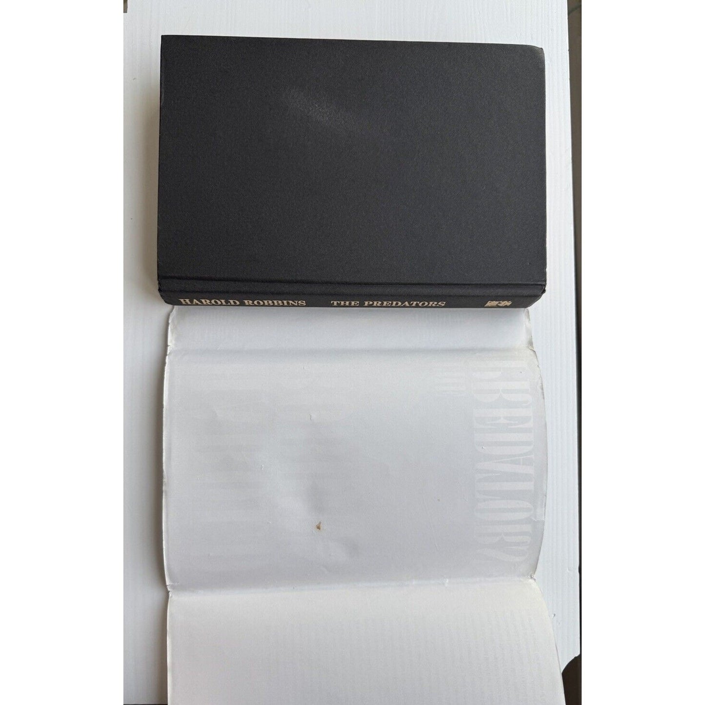 The Predators by Harold Robbins 1998 First Edition Hardcover w/Dust Jacket