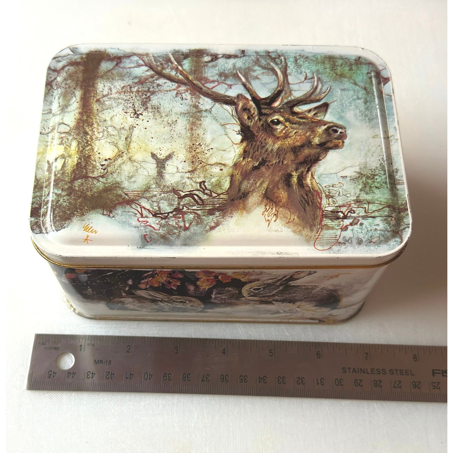 Decorative Royco Collectible Tin - print by Rien Poortvliet