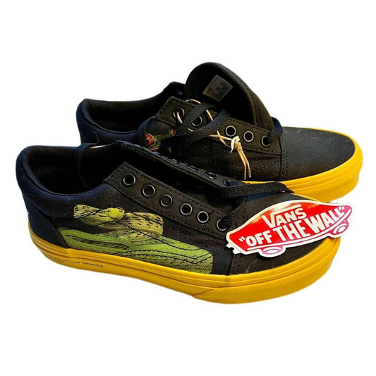 Kids Vans Sneakers size 1.5 -  Off The Wall - National Geographic Limited Series