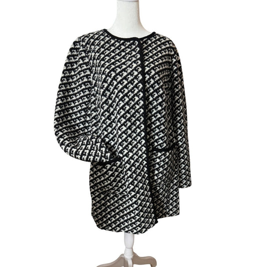 Talbots Black and White Coat Size X Woven Textured Boucle Wool Blend Snap-Front