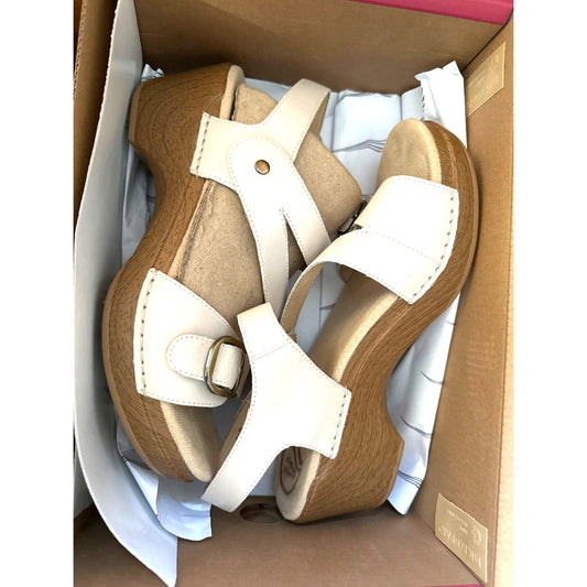 Dansko Shari Ivory Leather Sandal Clogs - Women 39 US 8.5 to 9 - Worn Once w Box