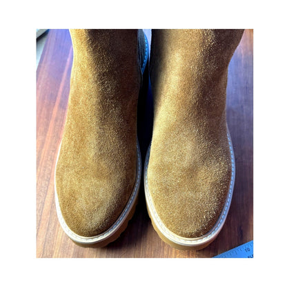 Vaneli Mariel Tan Suede Chelsea Ankle Boots Women’s Size 9 M Original Box