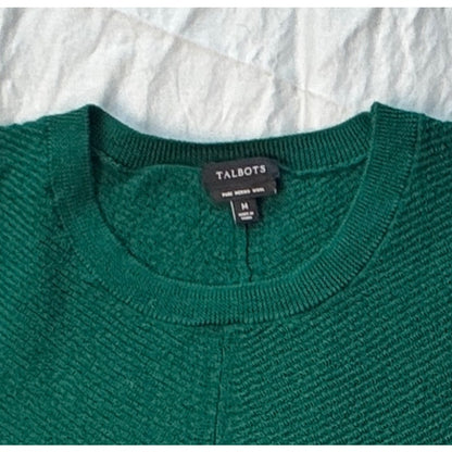 Talbots Green Crewneck Sweater Size M – Hits at Waist Lightweight Knit
